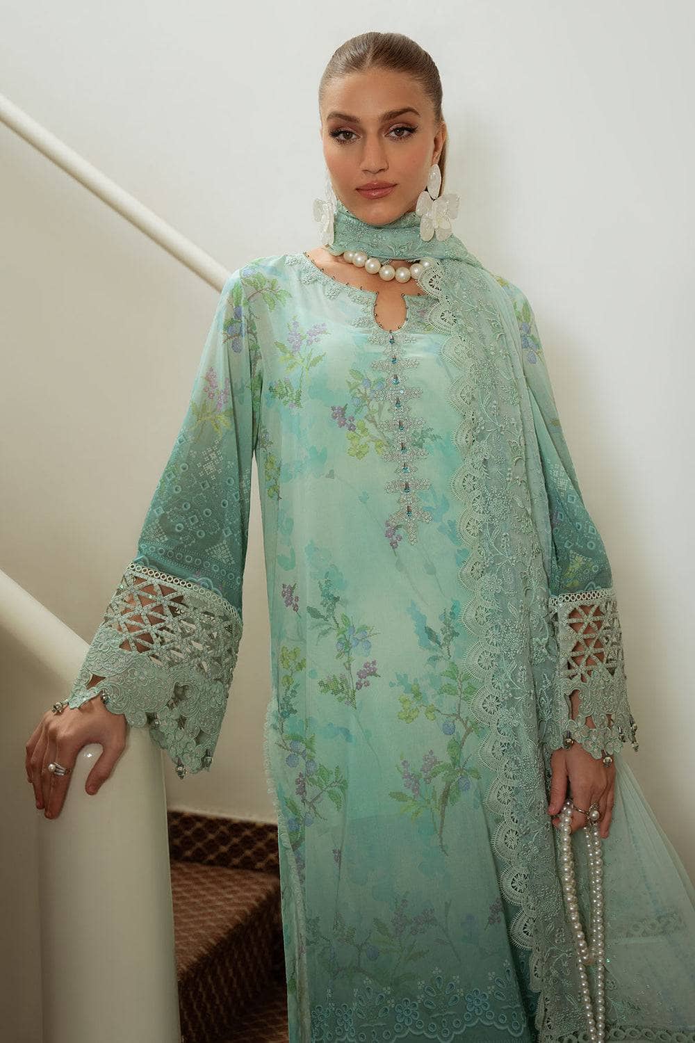 img_nureh_maya_swiss_lawn_awwal_boutiue