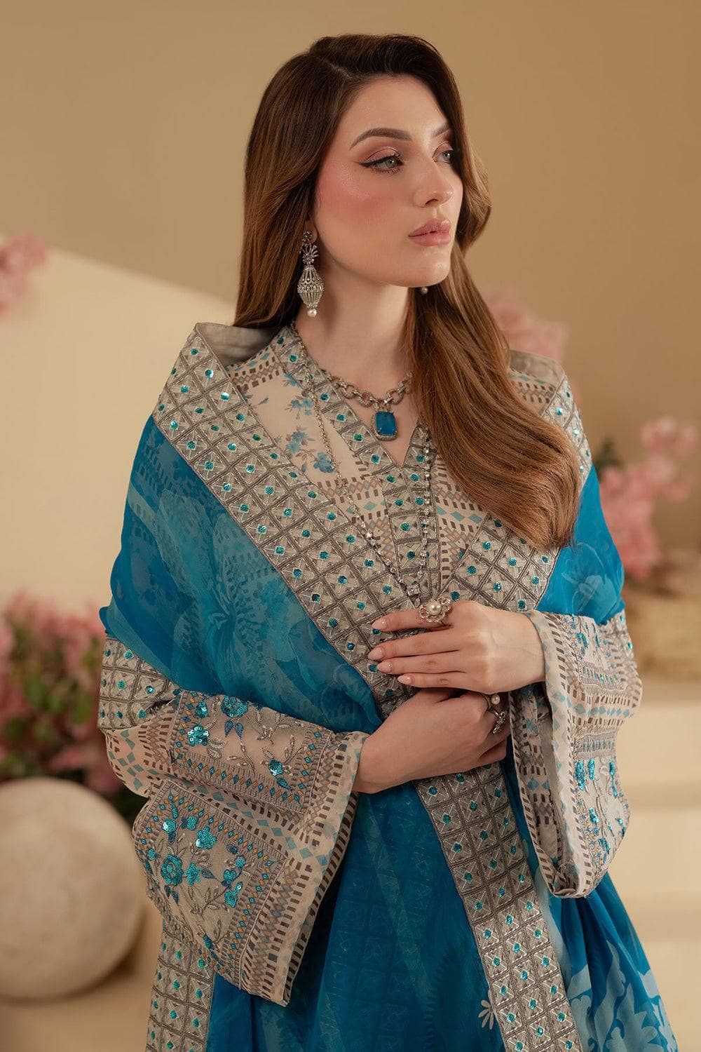 img_nureh_amaya_luxury_formals_awwal_boutique