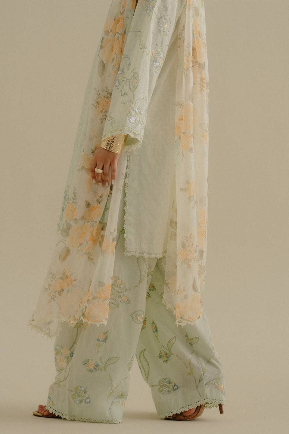 img_coco_by_zara_shahjahan_awwal_boutique