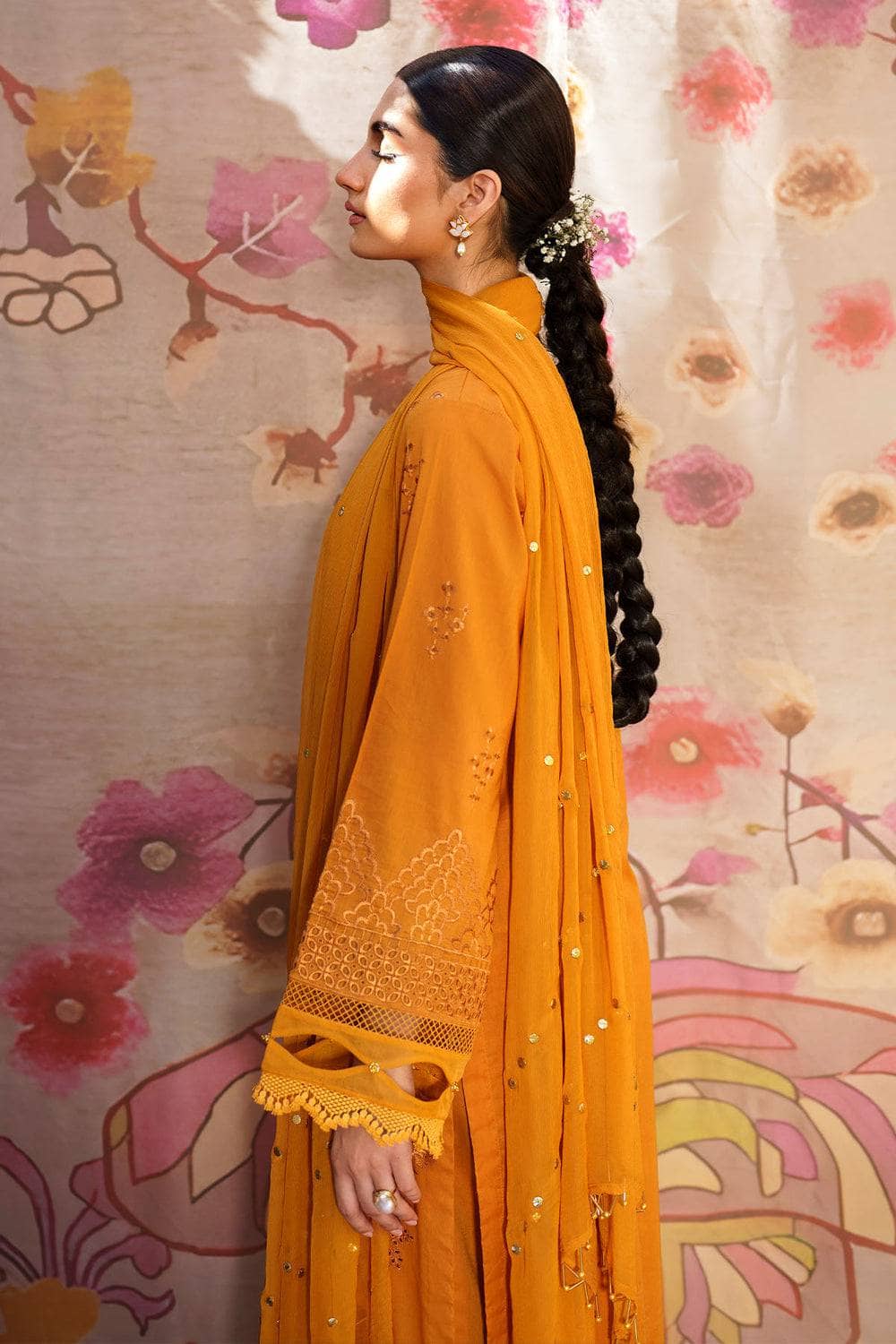 img_nureh_dhoop_kinaray_lawn_24_awwal_boutique