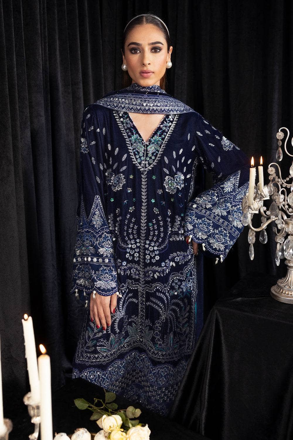 img_nureh_maya_velvet_awwal_boutique