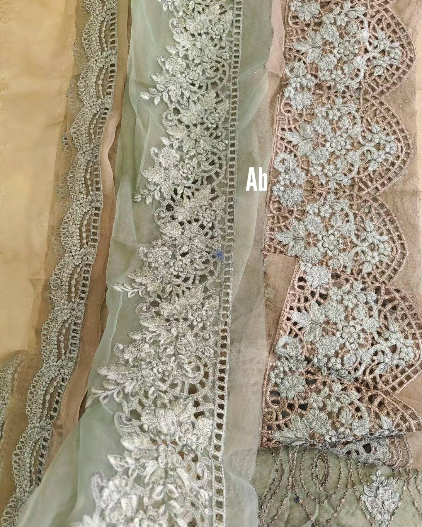 img_maria_b_mbroidered_chiffon_awwal_boutique