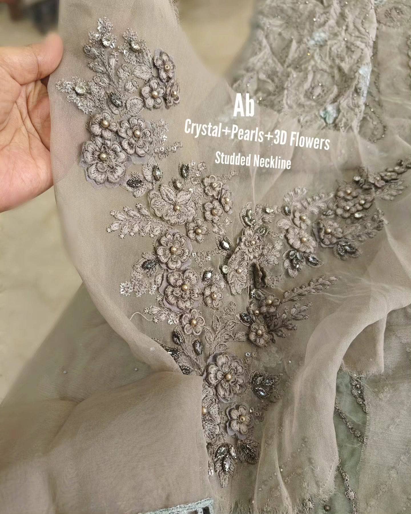 img_maria_b_mbroidered_chiffon_awwal_boutique