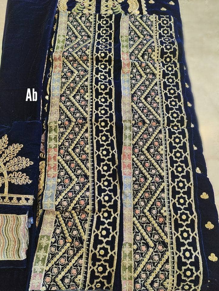 img_crimson_winter_velvet_collection_awwal_boutique