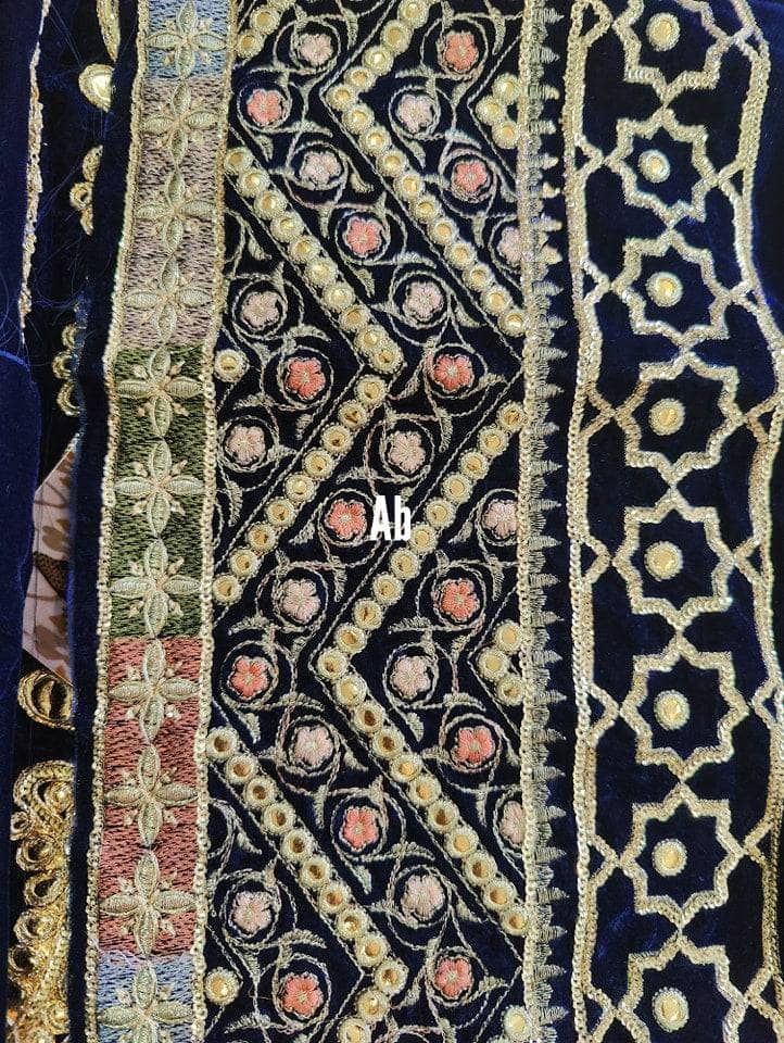 img_crimson_winter_velvet_collection_awwal_boutique