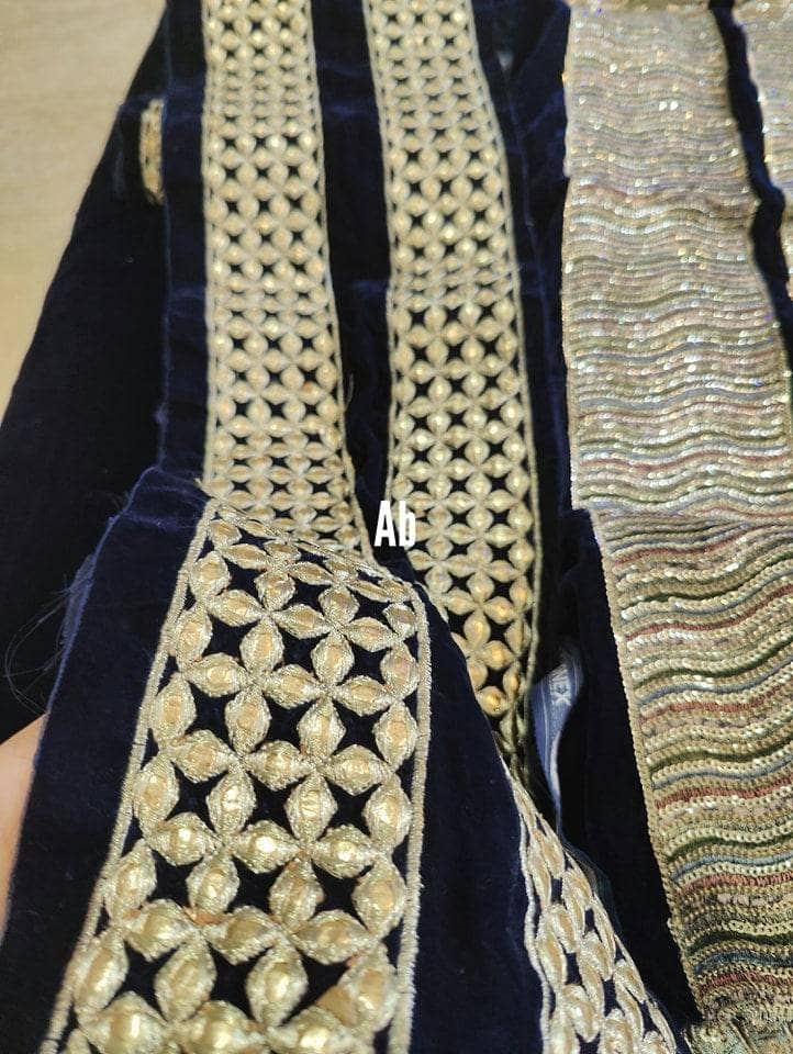 img_crimson_winter_velvet_collection_awwal_boutique