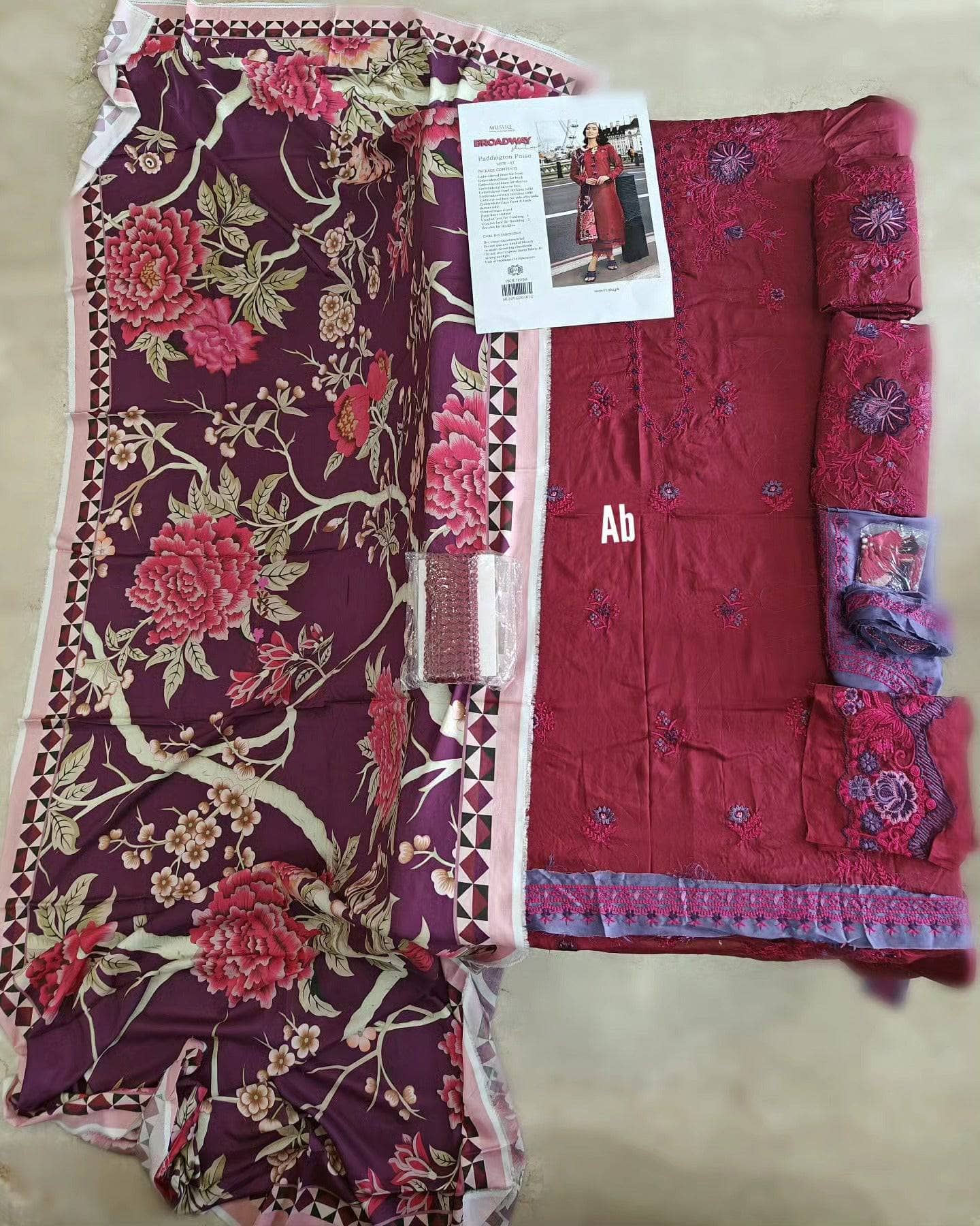 img_mushq_broadway_awwal_boutique