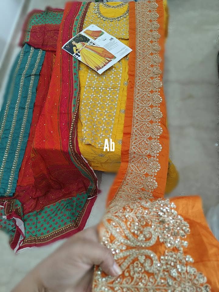 img_maria_b_sateen_open_pic_awwal_boutique