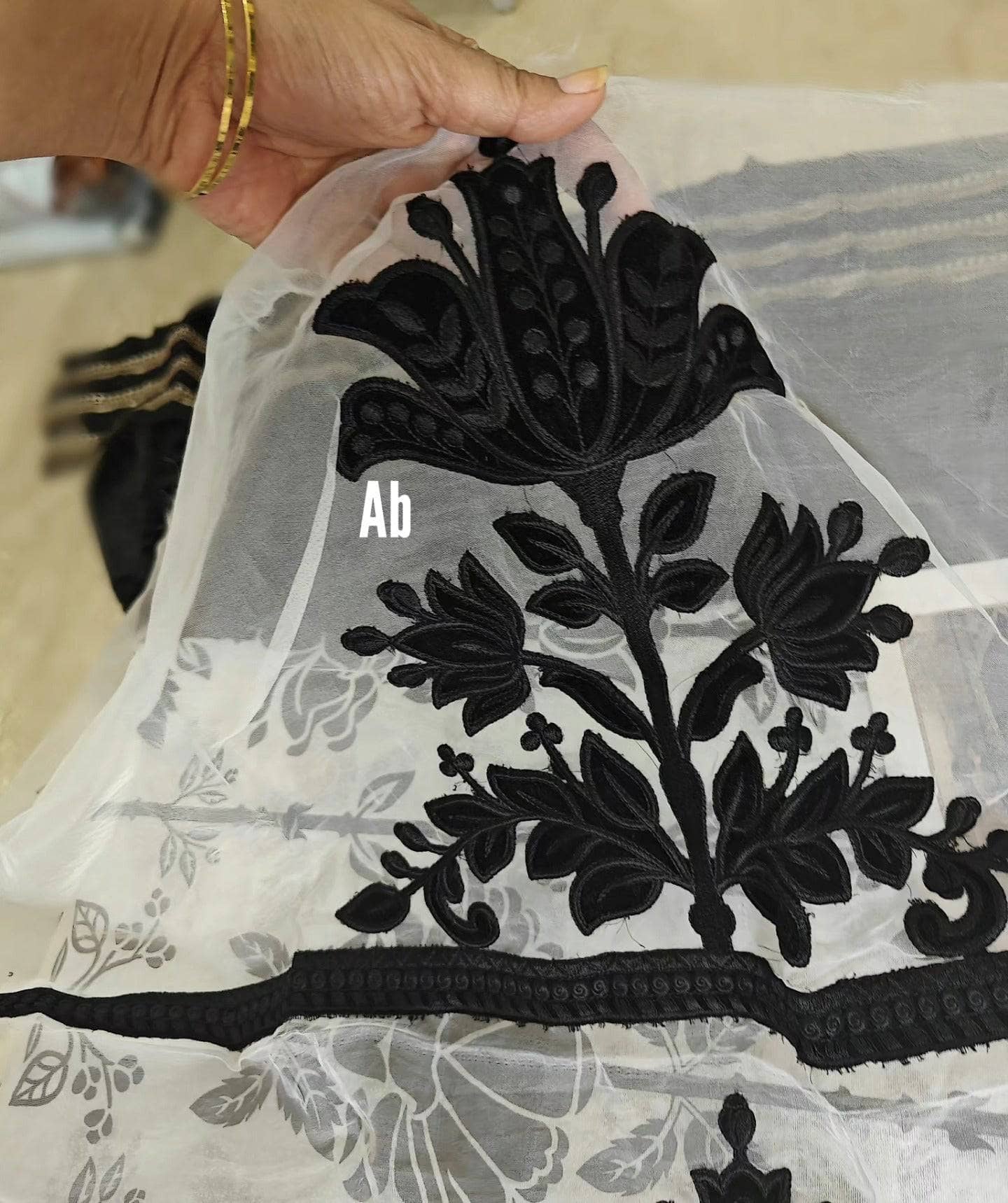 img_maria_b_linen_awwal_boutique