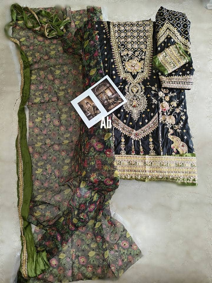 img_open_pic_zarlish_by_mohsin_naveed_ranjha_awwal_boutique