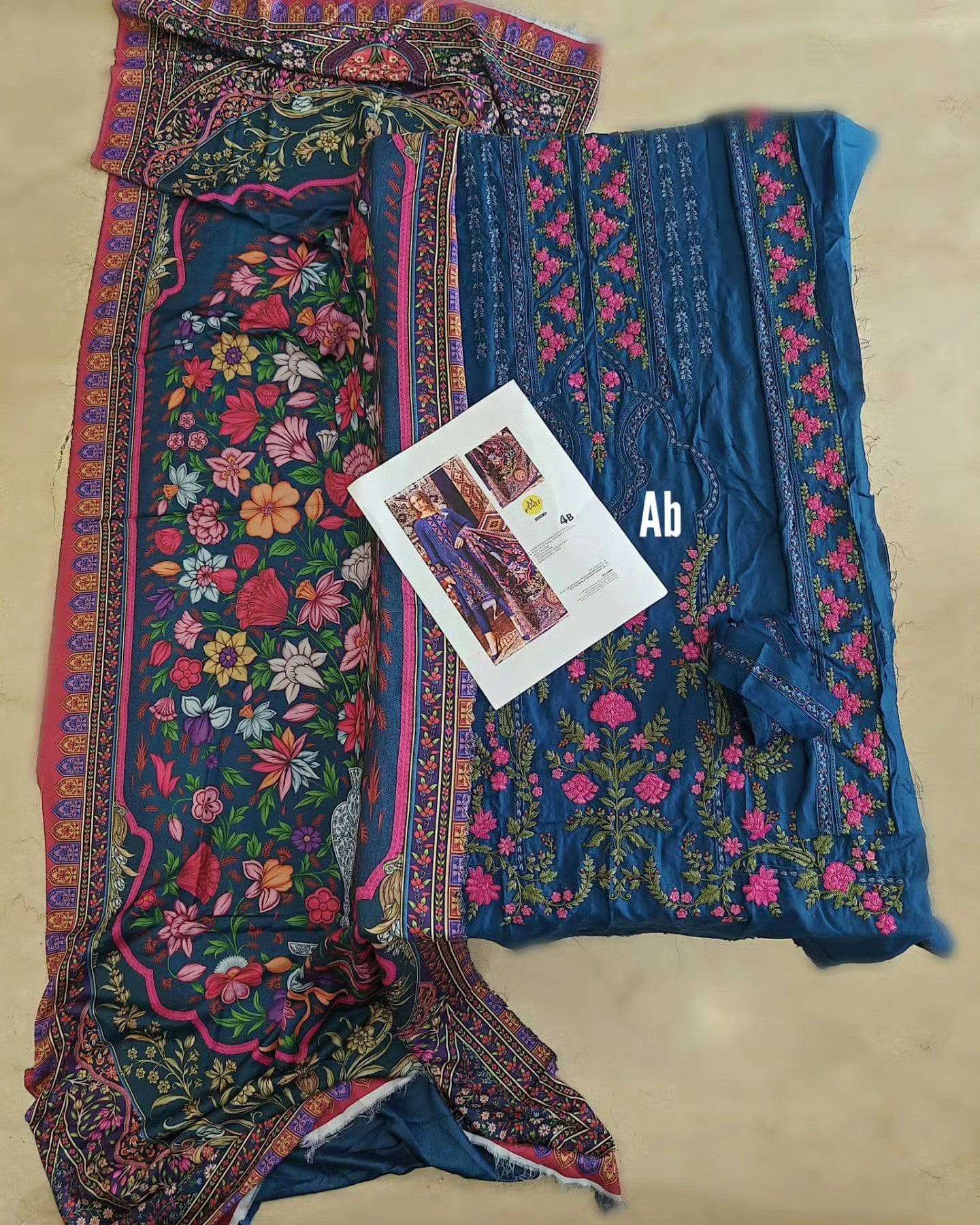 img_maria_b_m_prints_awwal_boutique