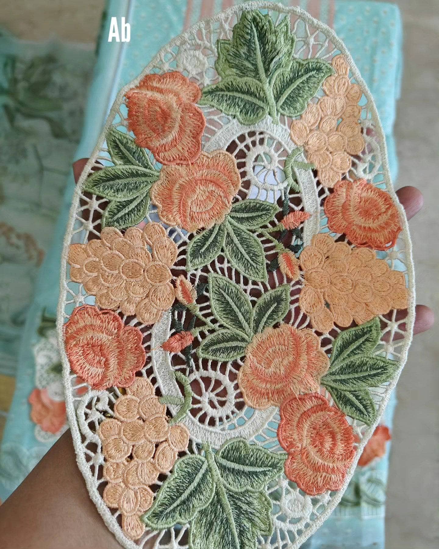 img_crimson_lawn_23-awwal_boutique