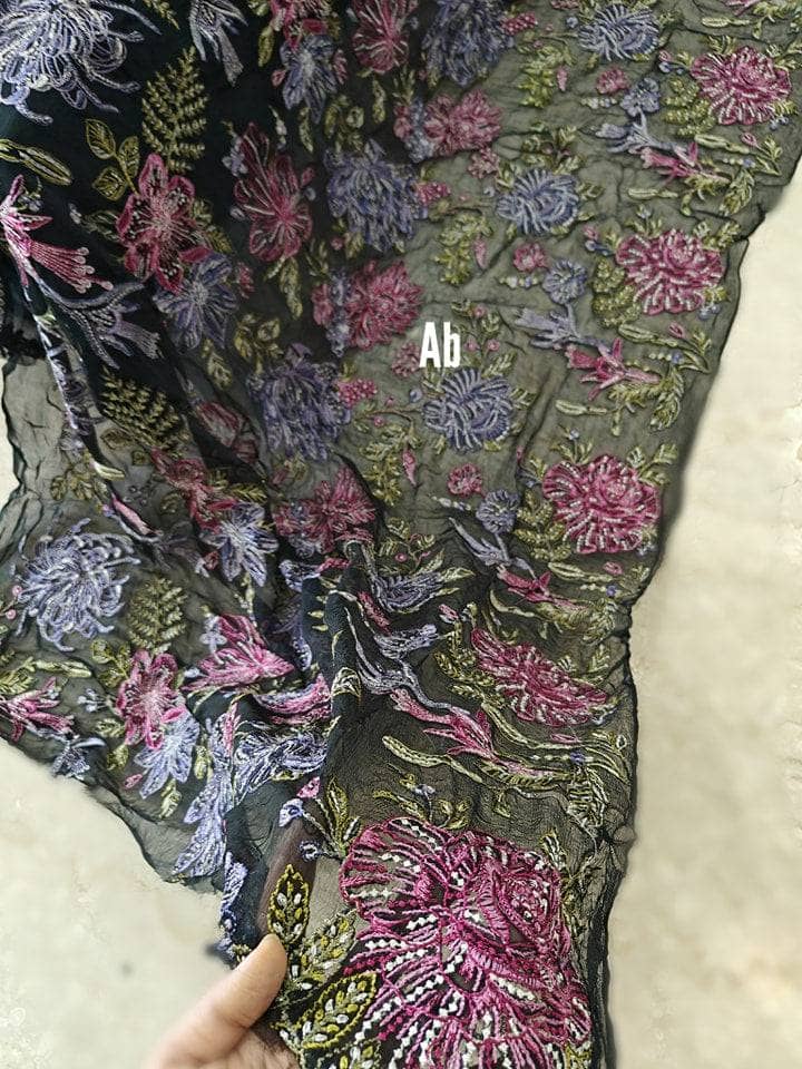 img_baroque_swiss voil_awwal_boutique