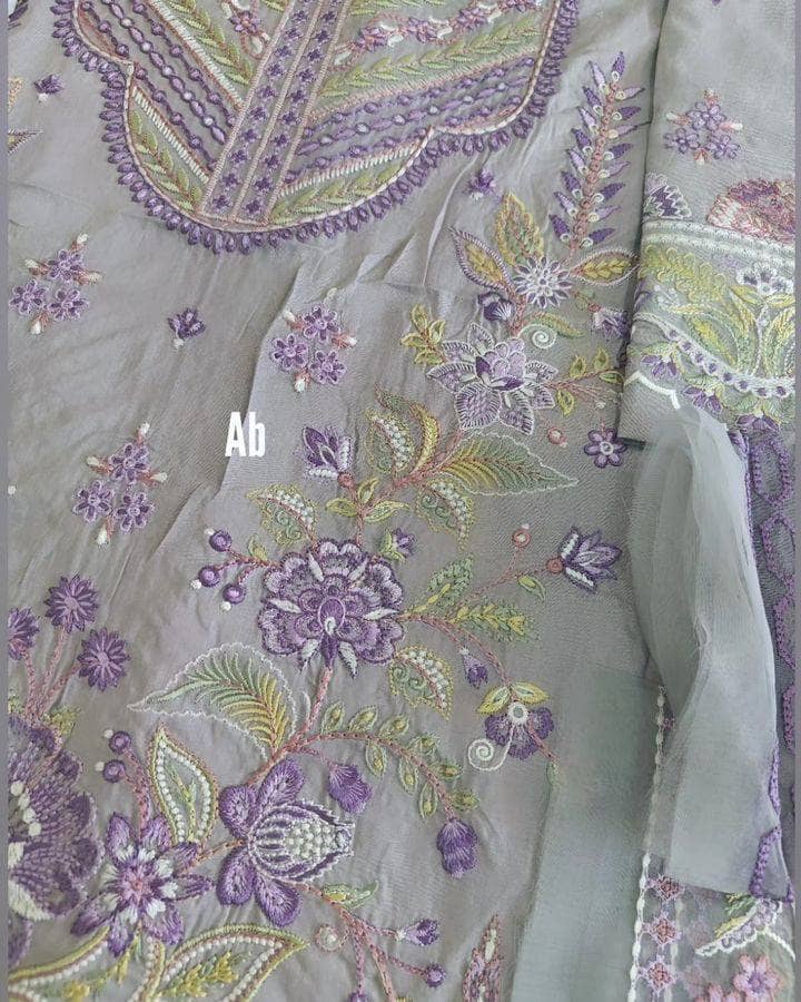 img_ramsha_riwayat_lawn_silk_dupatta_awwal_boutique