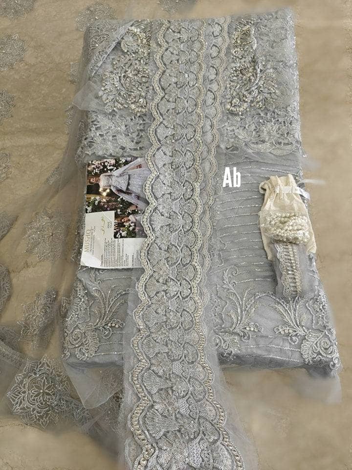 img_open_pic_mushq_trousseau_de_luxe_formal_wedding_awwal_boutique