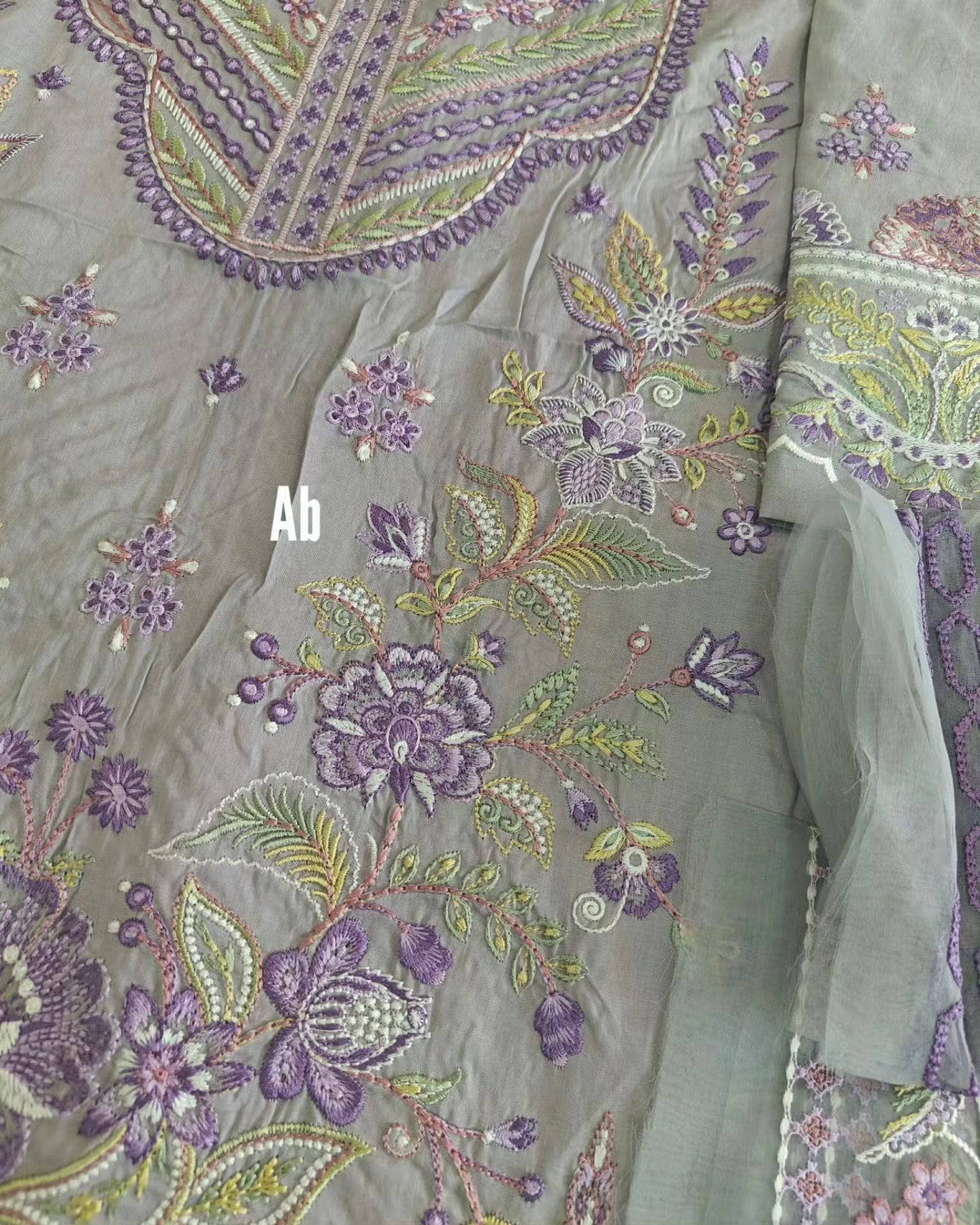 img_ramsha_riwayat_lawn_silk_dupatta_awwal_boutique