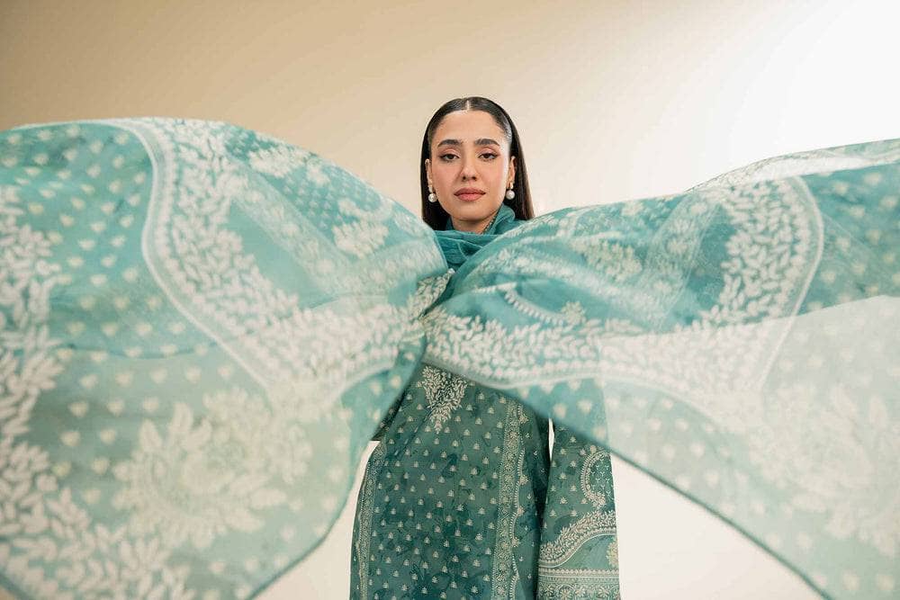 img_nishat_lawn_awwal_boutique