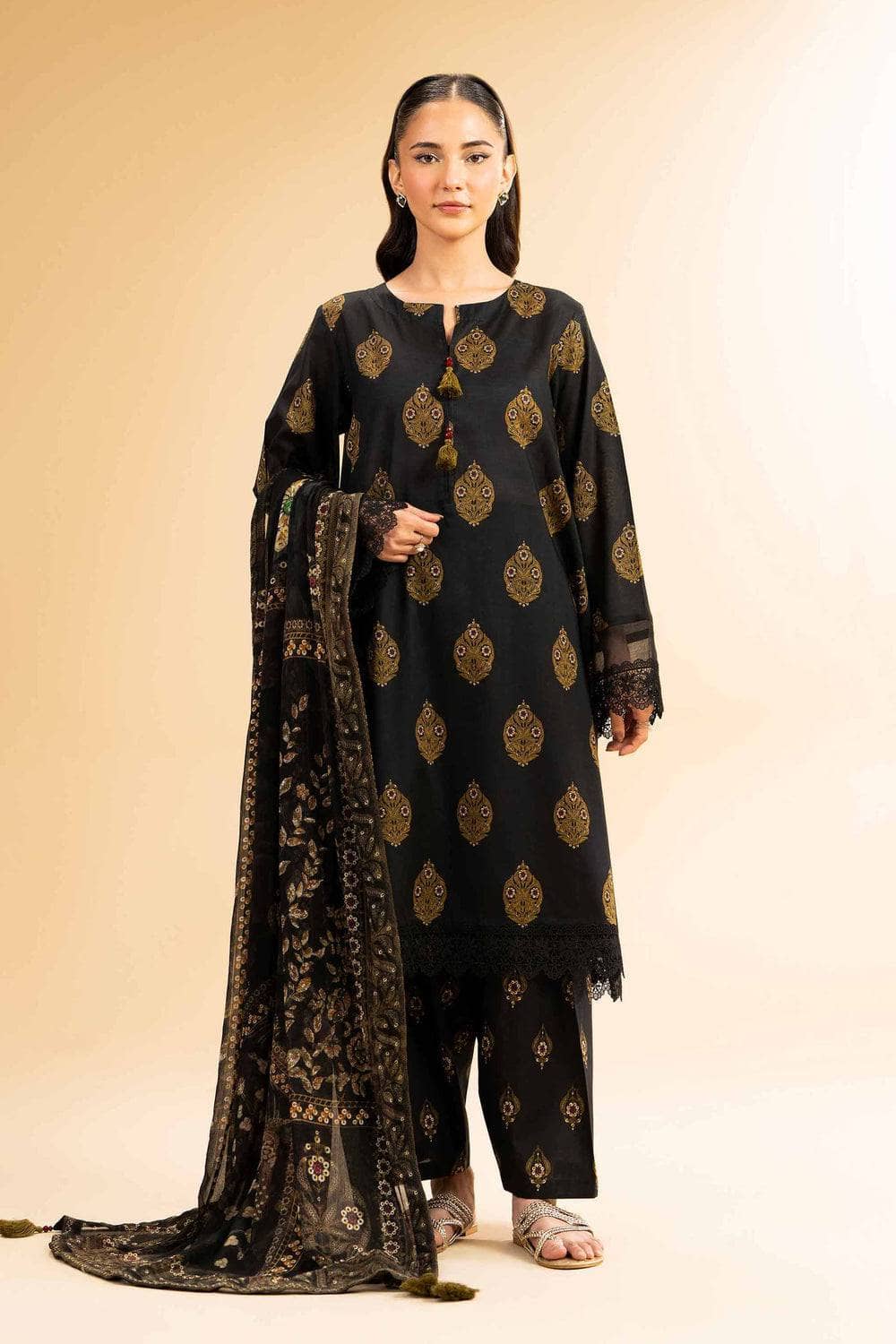 img_nishat_lawn_awwal_boutique