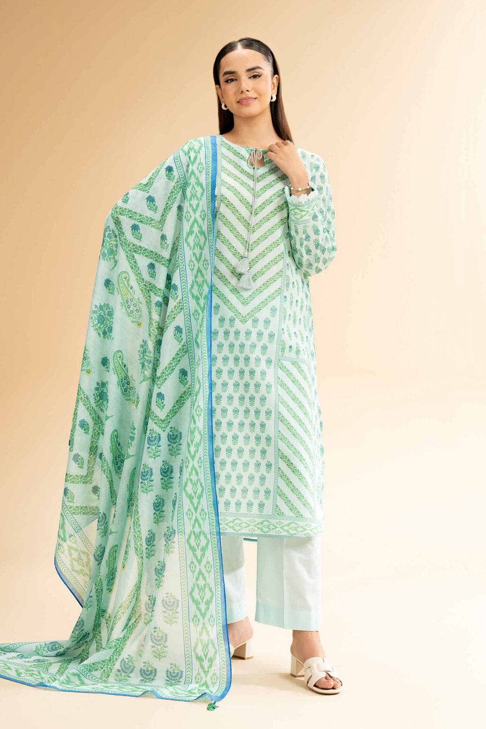 img_nishat_lawn_awwal_boutique