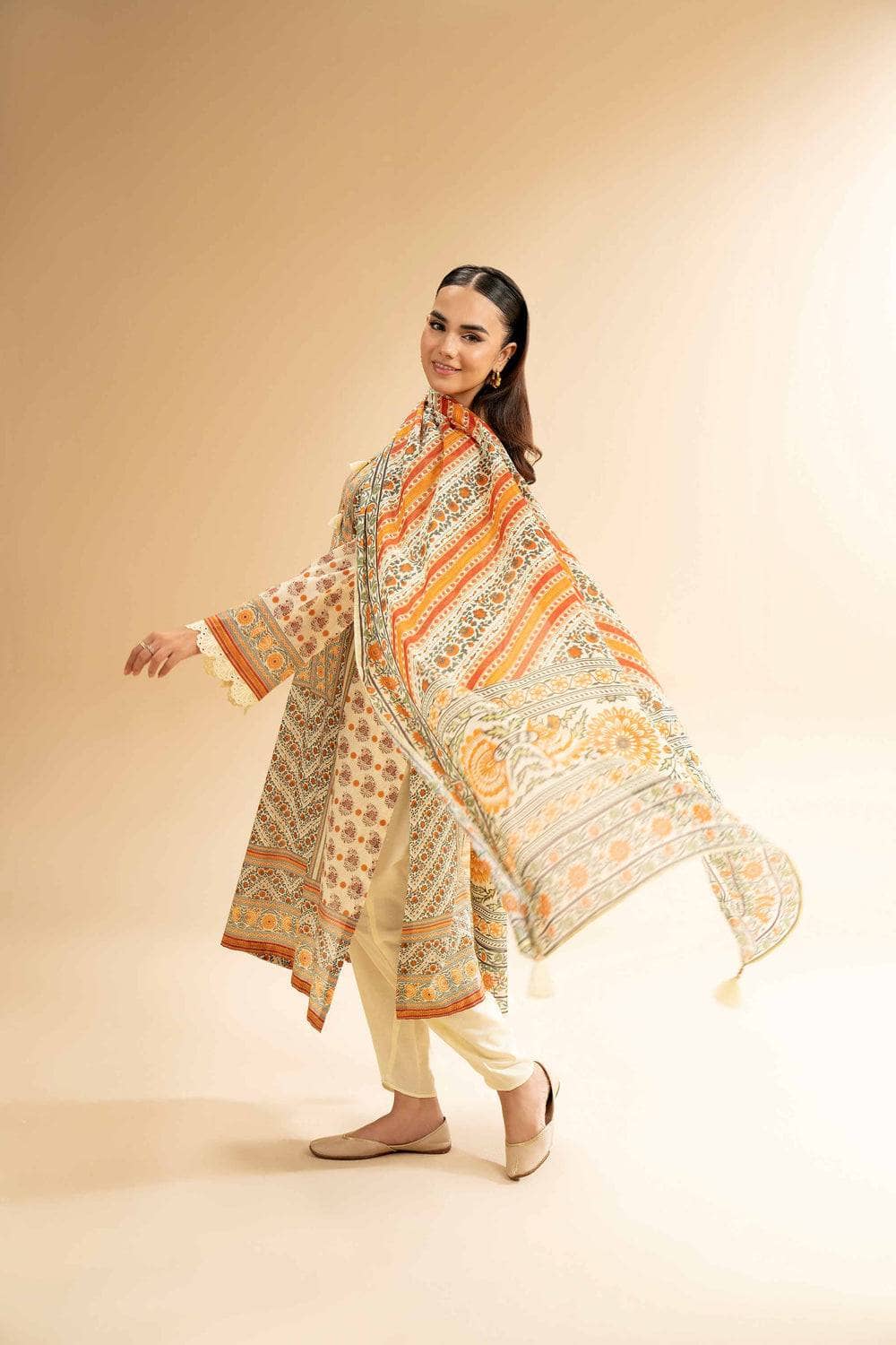 img_nishat_lawn_awwal_boutique