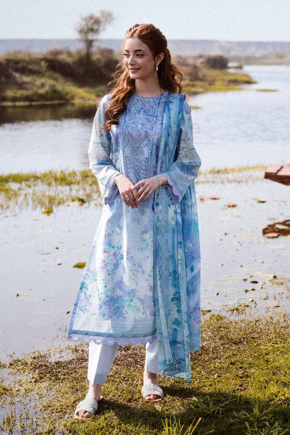 img_nishat_lawn_25_awwal_boutique