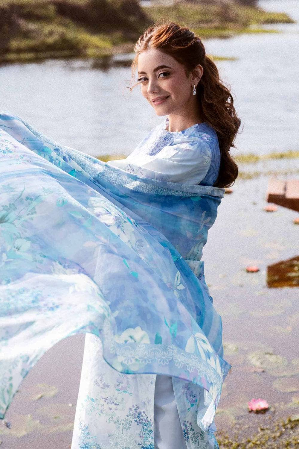 img_nishat_lawn_25_awwal_boutique