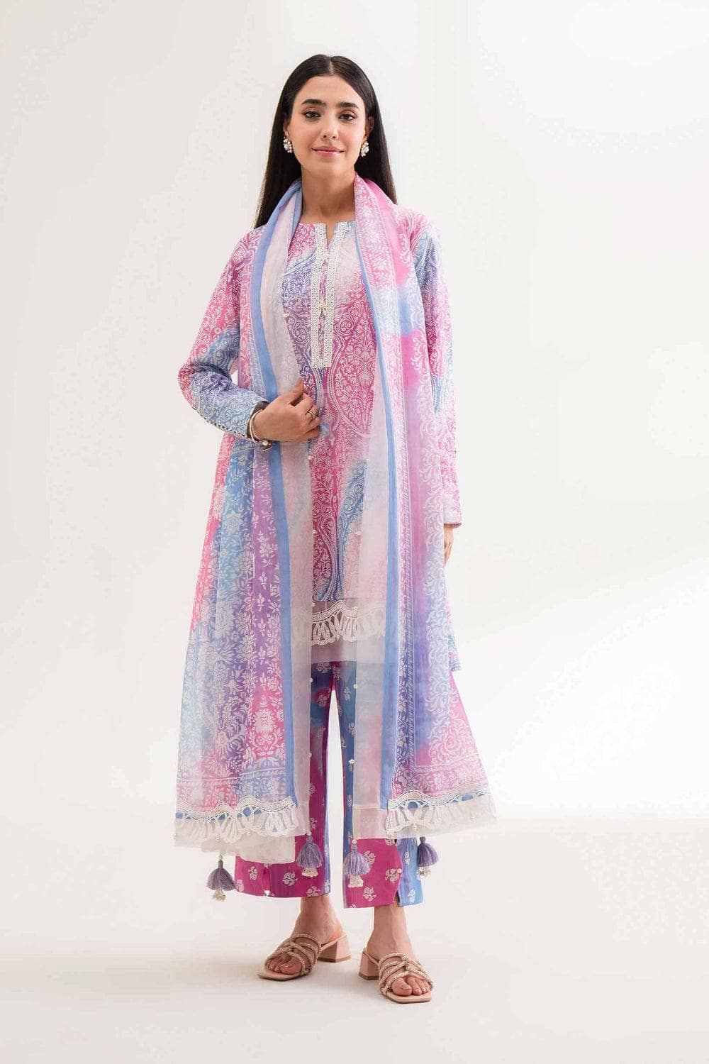 img_nishat_lawn_awwal_boutique