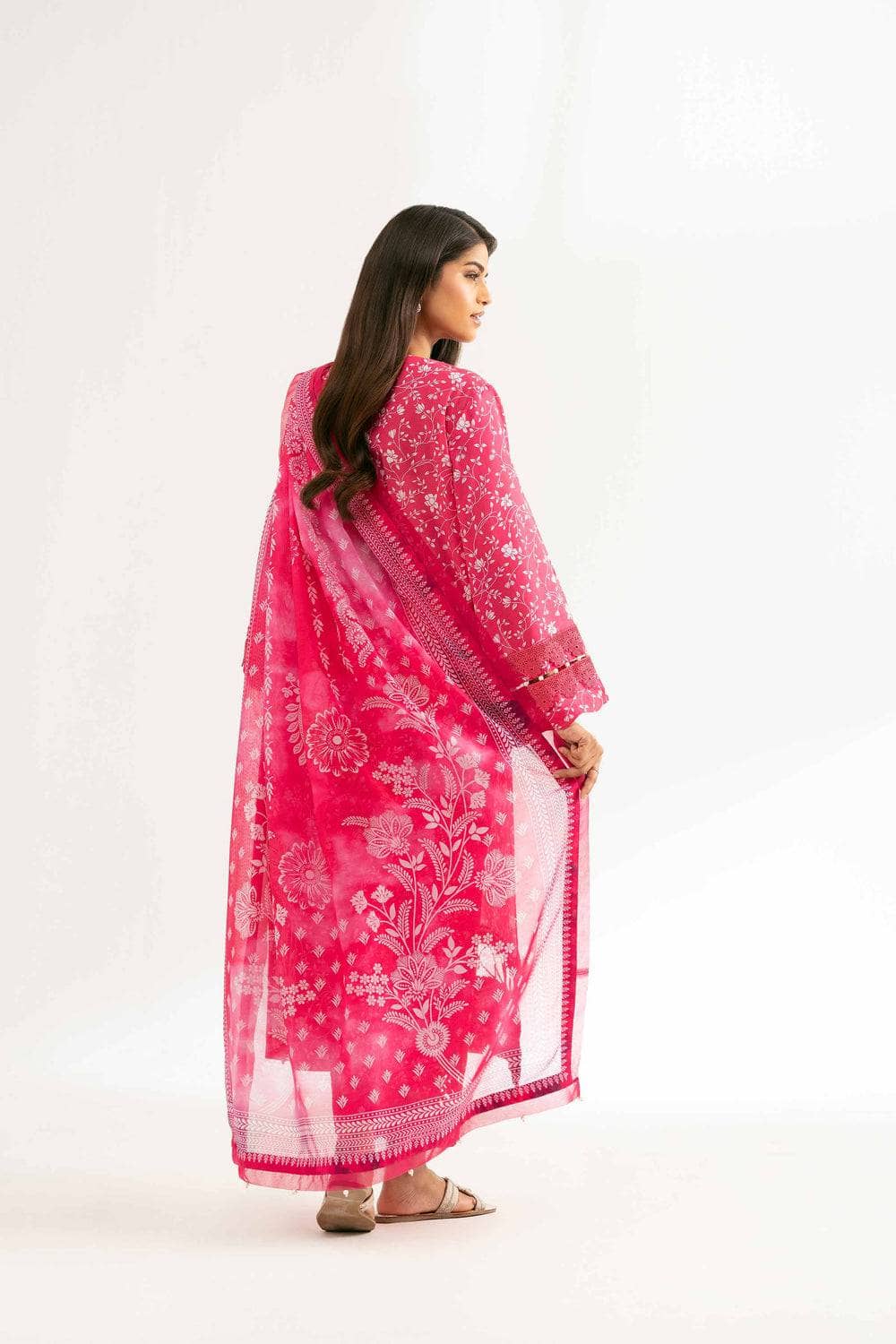 img_nishat_lawn_awwal_boutique