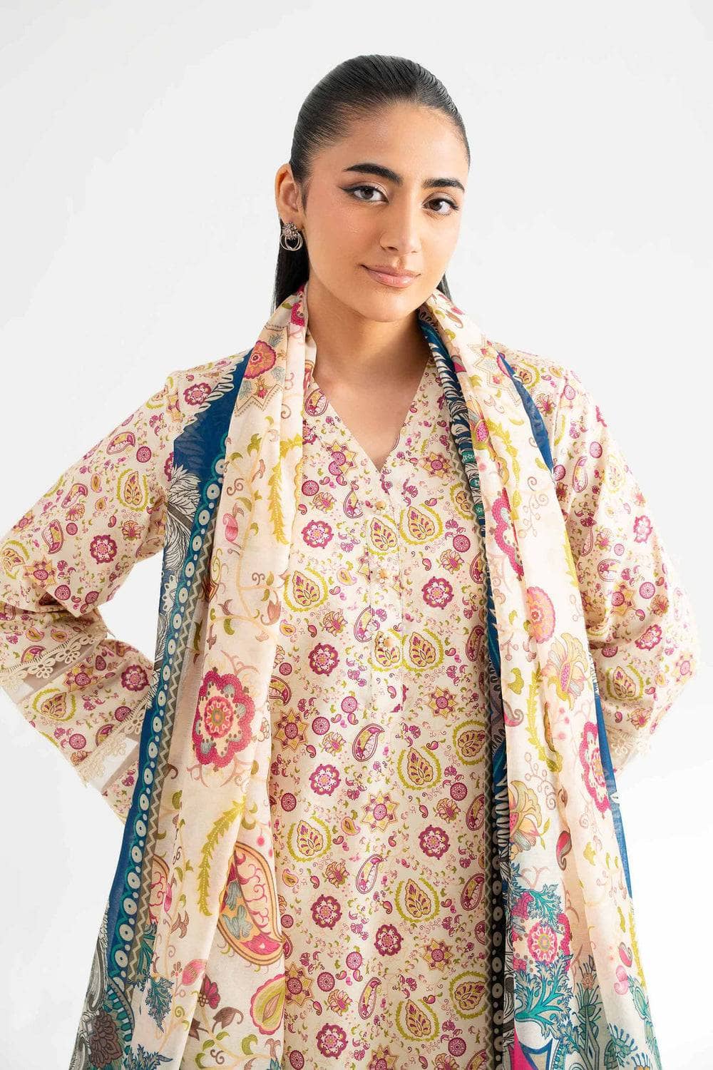 img_nishat_lawn_awwal_boutique