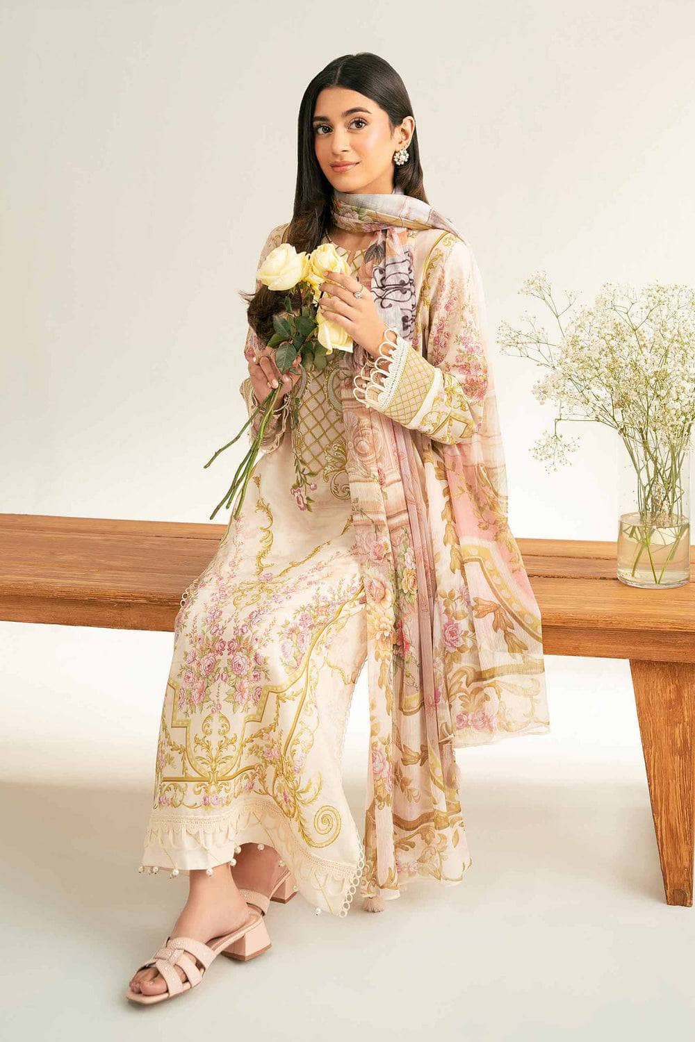 img_nishat_lawn_awwal_boutique