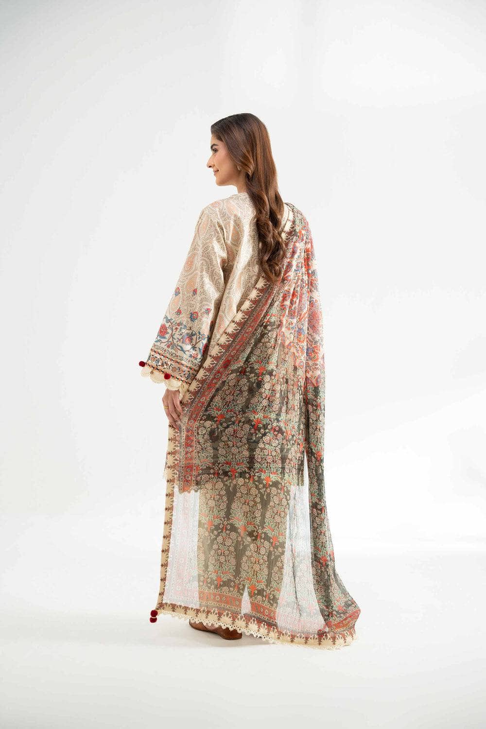 img_nishat_lawn_awwal_boutique