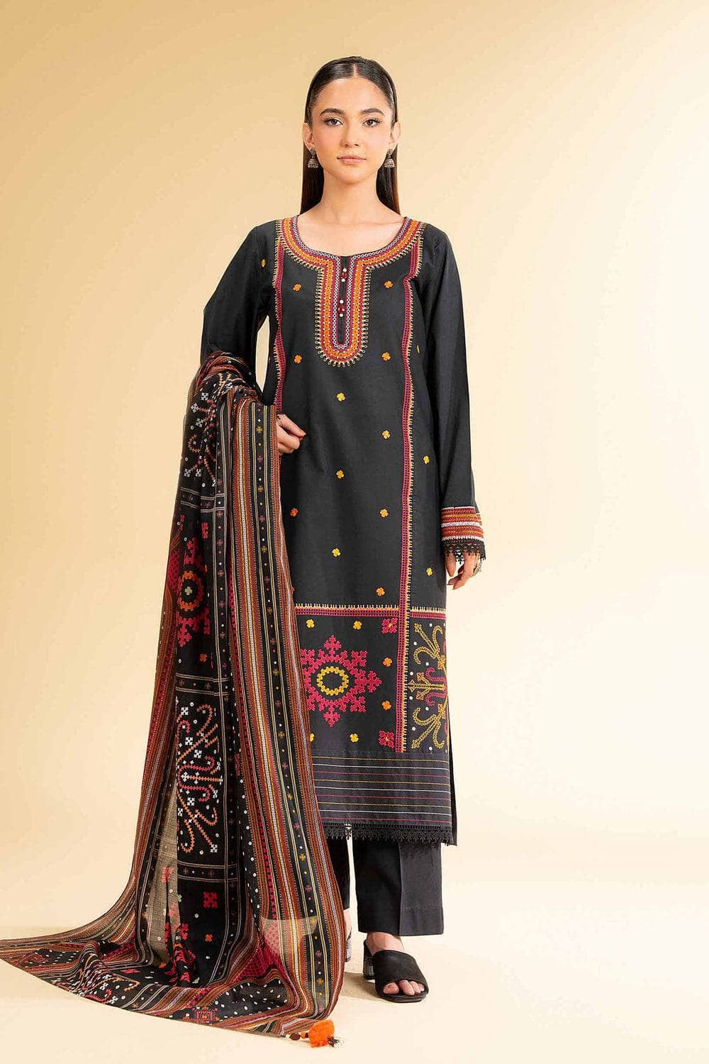 img_nishat_lawn_awwal_boutique