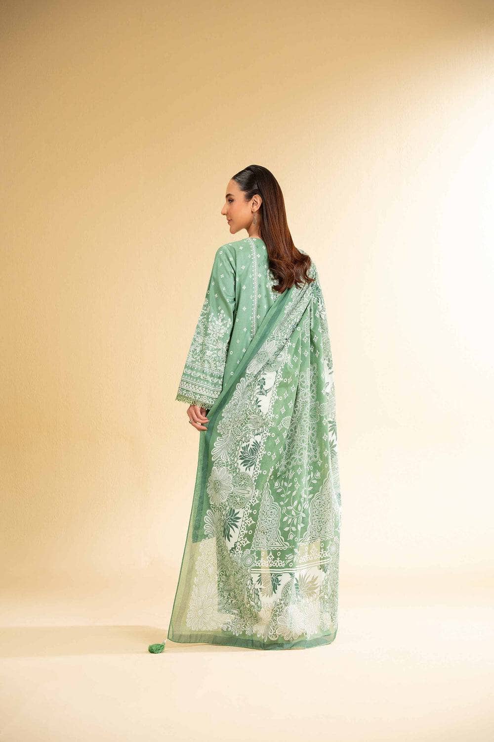 img_nishat_lawn_awwal_boutique