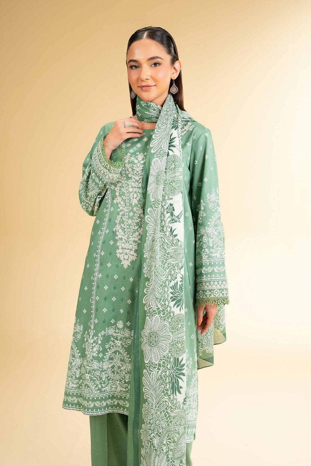 img_nishat_lawn_awwal_boutique