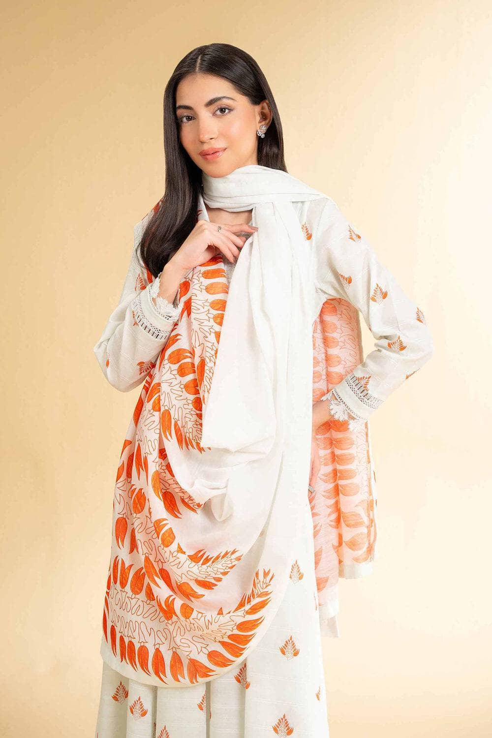 img_nishat_lawn_awwal_boutique