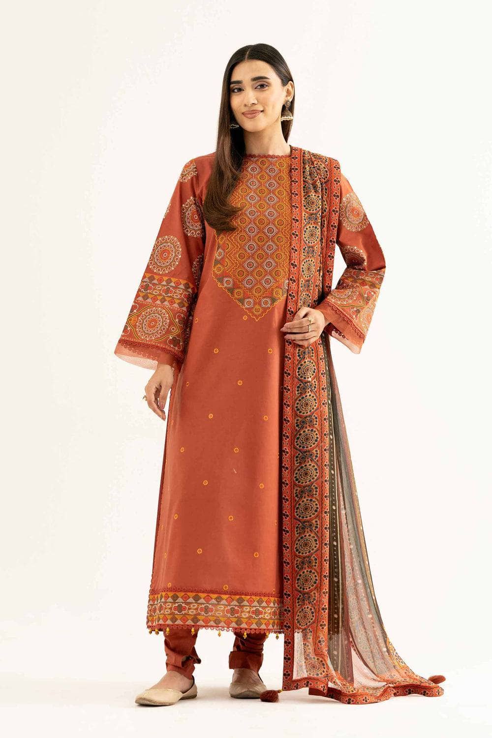 img_nishat_lawn_awwal_boutique