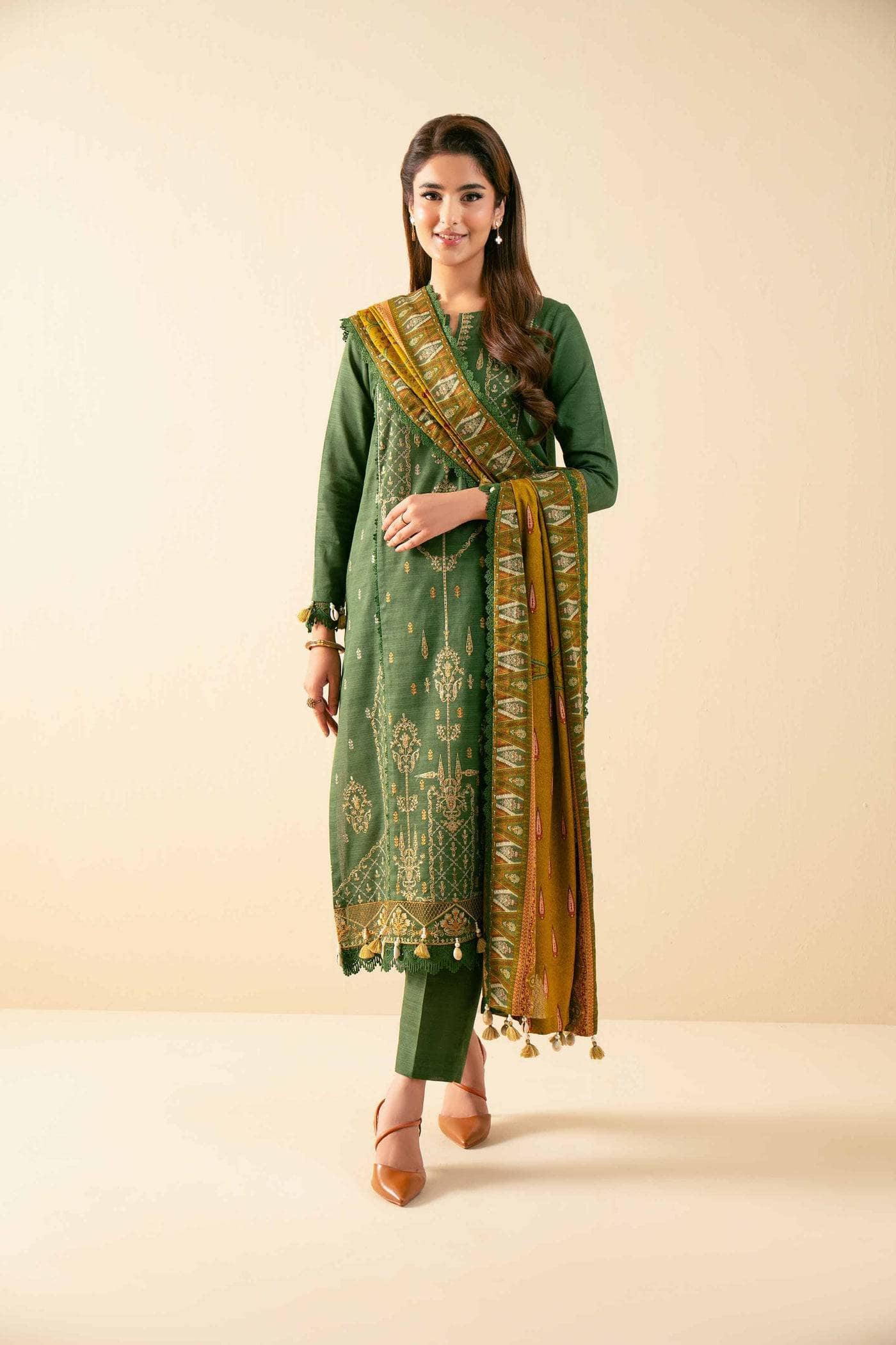 img_nishat_winter_awwal_boutique_awwal_boutique