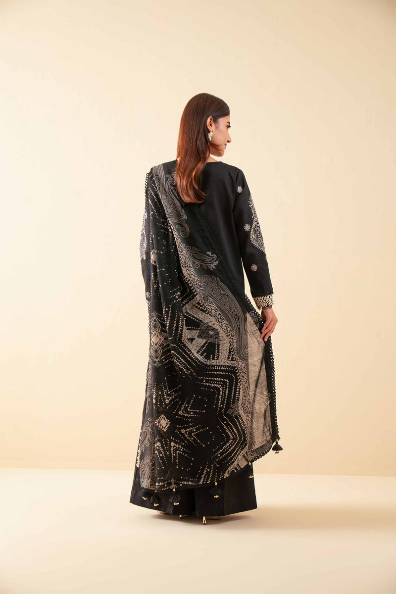 Nishat Winter 25/Digital Printed Embroidered Suit - 42502701/Karandi