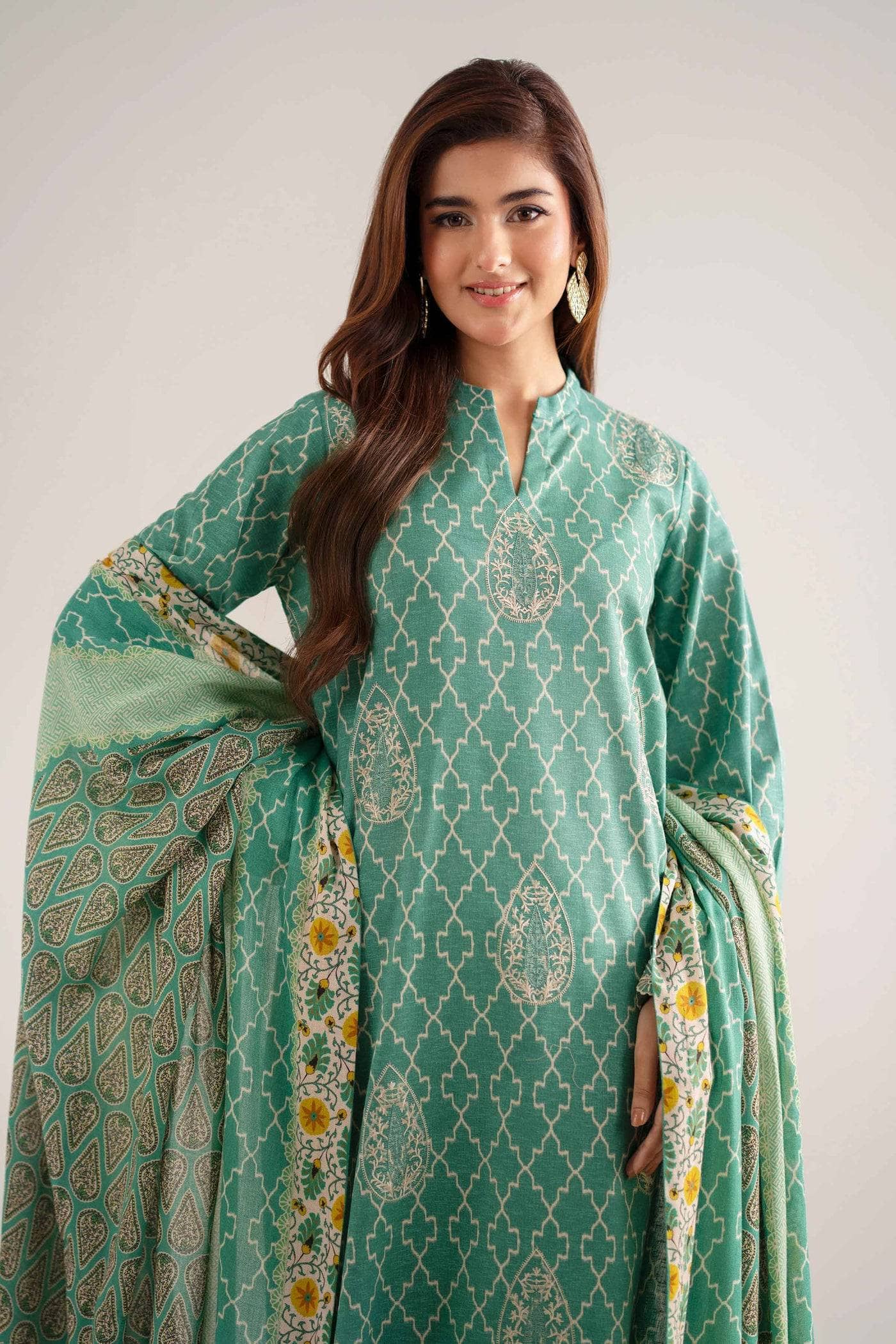 img_nishat_winter_awwal_boutique