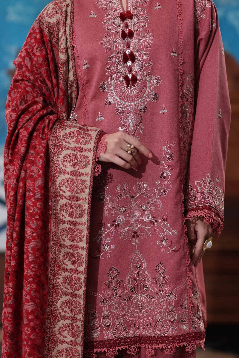 img_nishat_winter_25_awwal_boutique