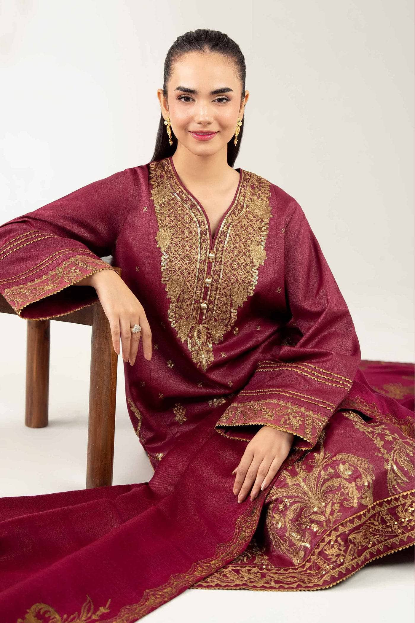 img_nishat_winter_awwal_boutique