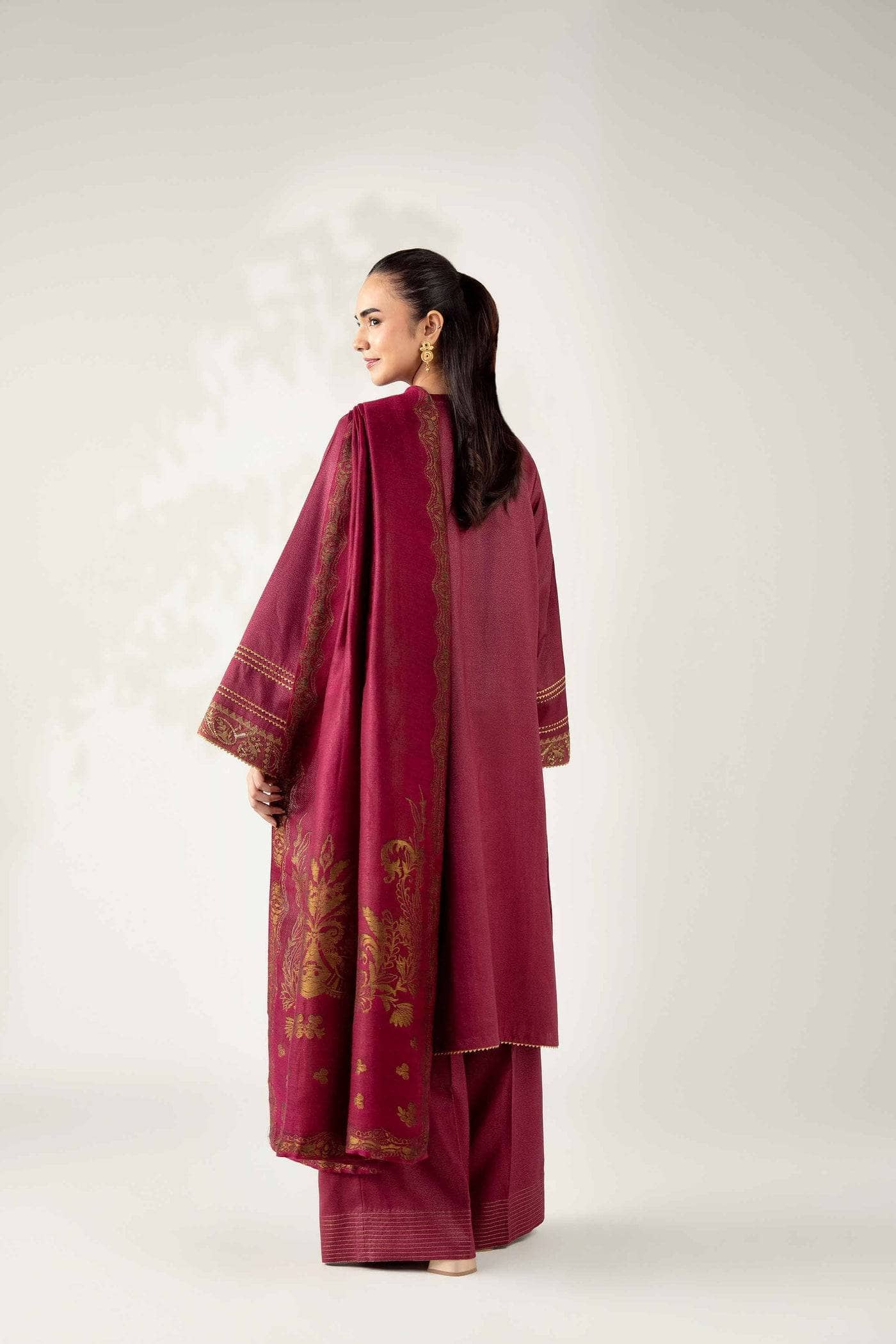 Nishat Winter 25/Embroidered Suit - 42502729/Moon Light