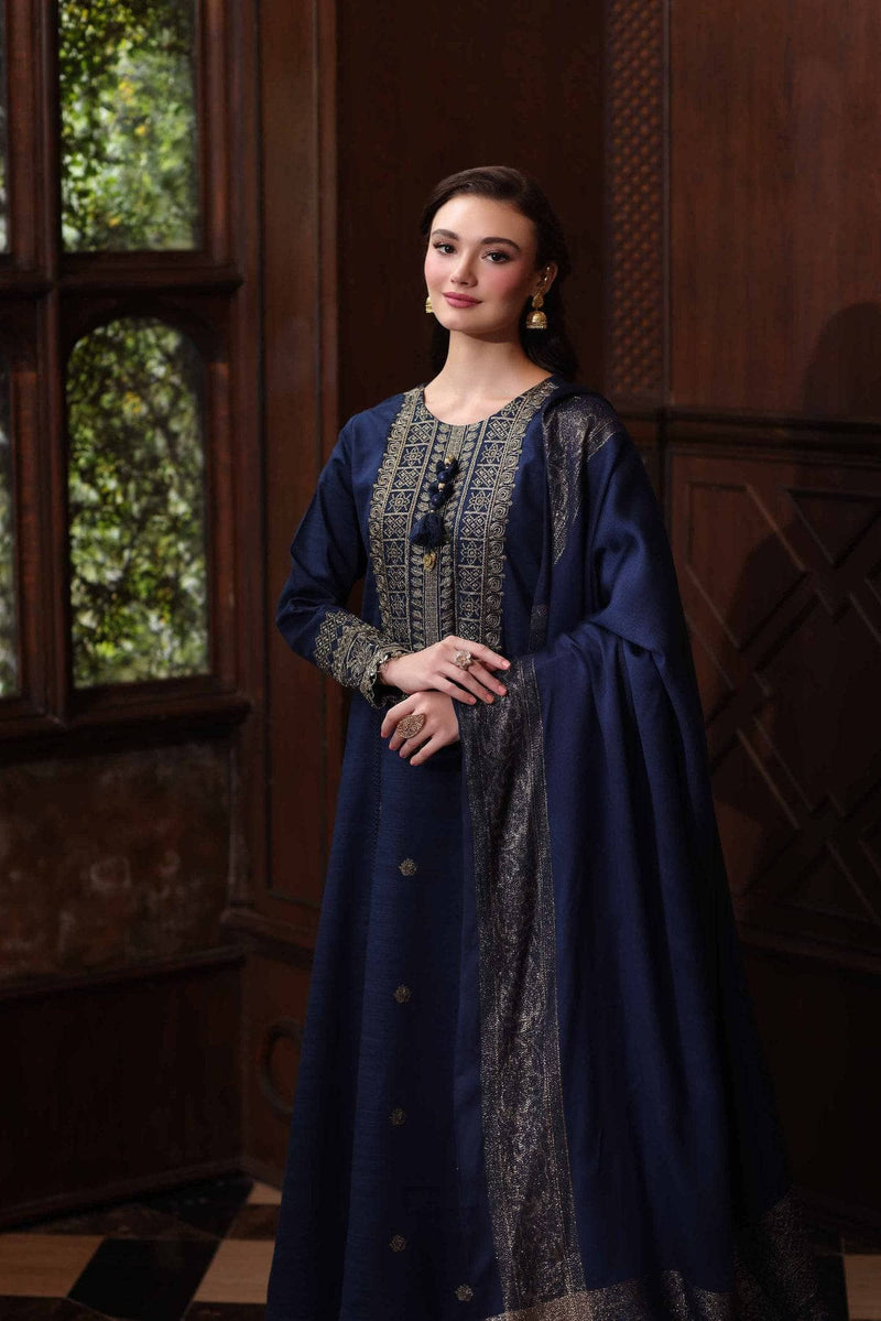 img_nishat_winter_25_awwal_boutique