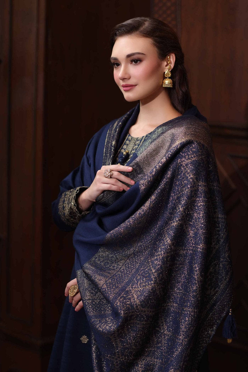 img_nishat_winter_25_awwal_boutique