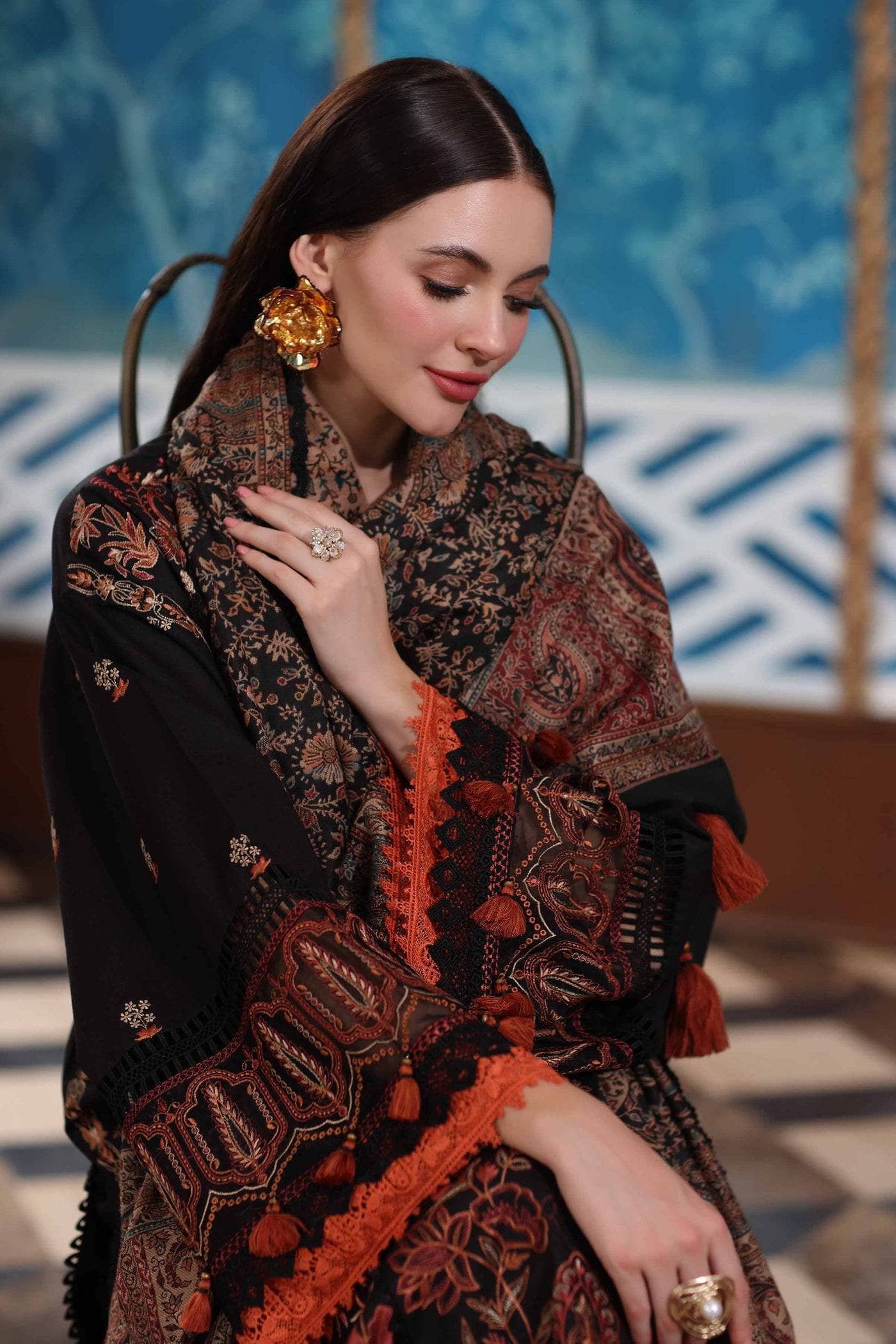 Nishat Winter 25/Embroidered Suit - 42503676/Karandi