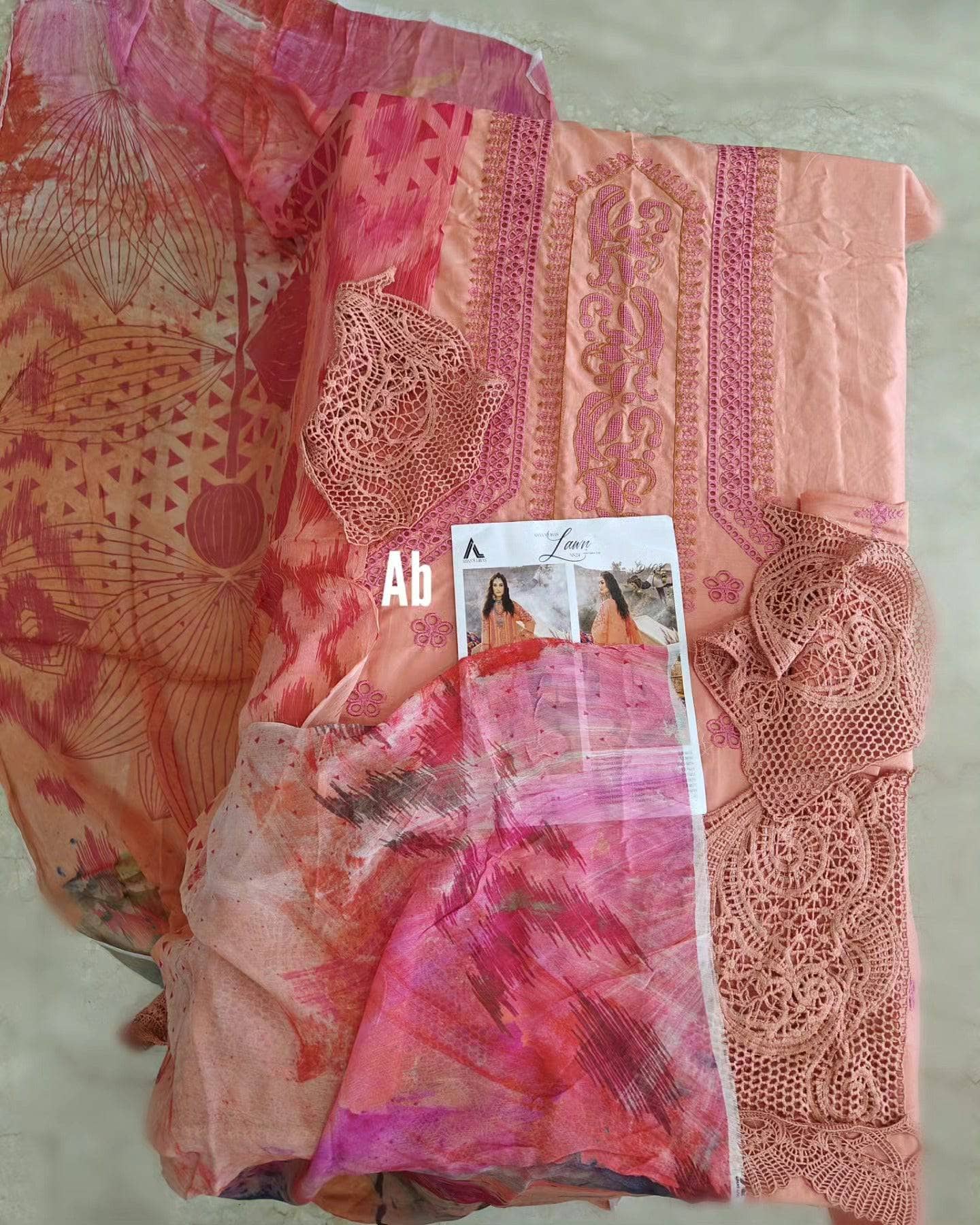 img_adans_libas_hafza_zia_awwal_boutique_open_pic