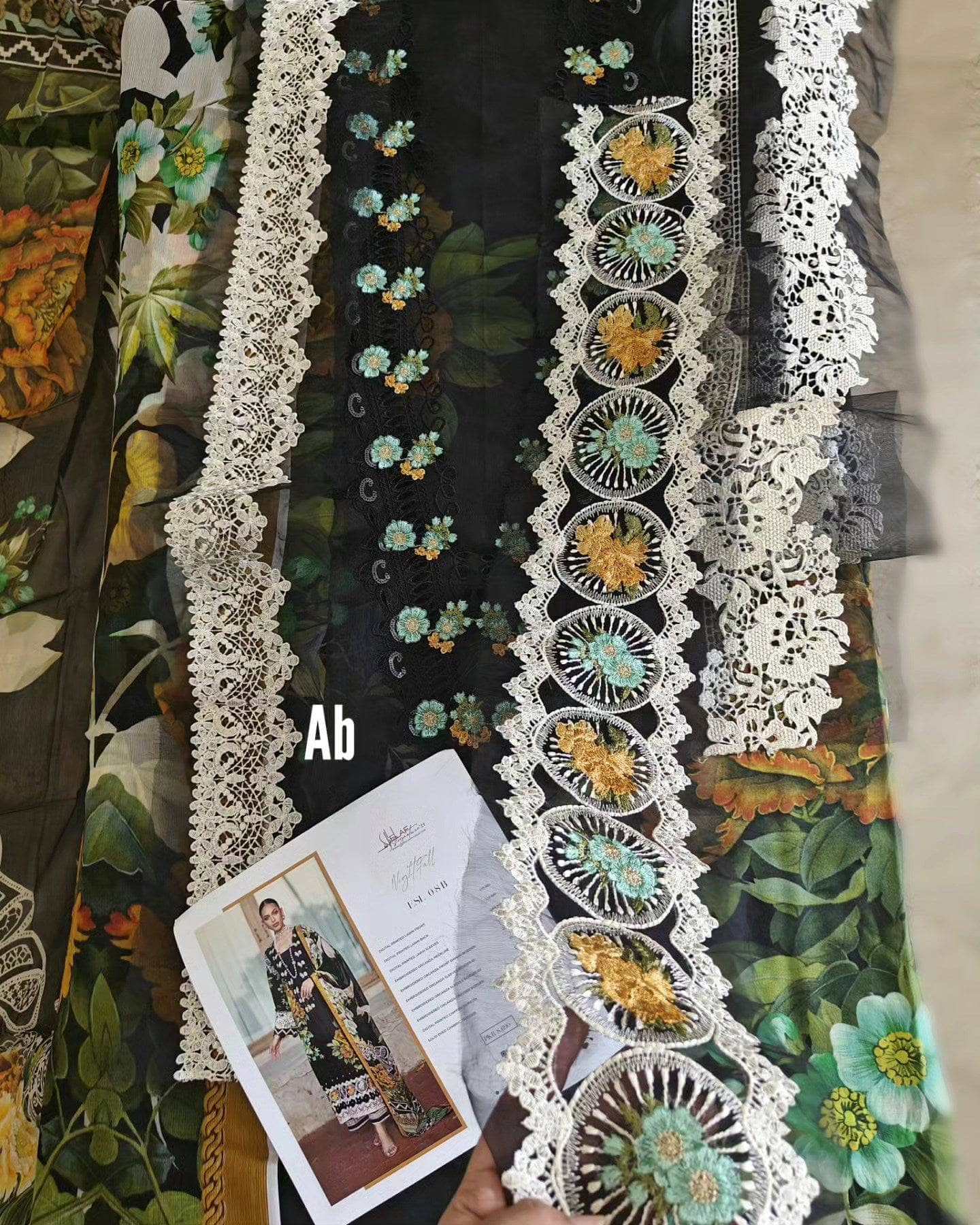 img_open_pic_elaf_signature_awwal_boutique