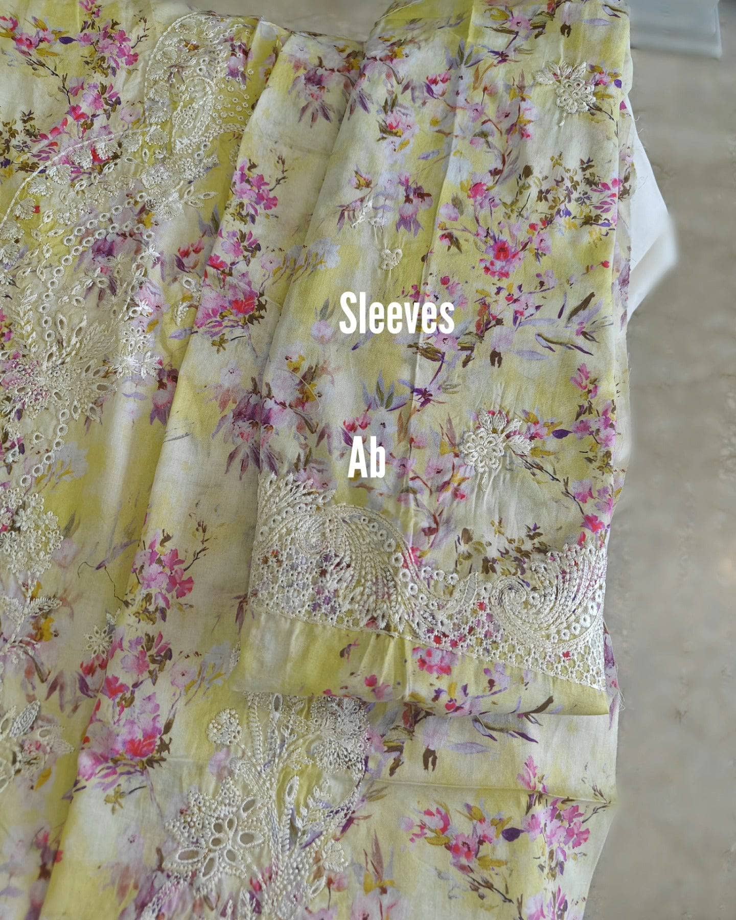 img_zaha_lawn_24_awwal_boutique