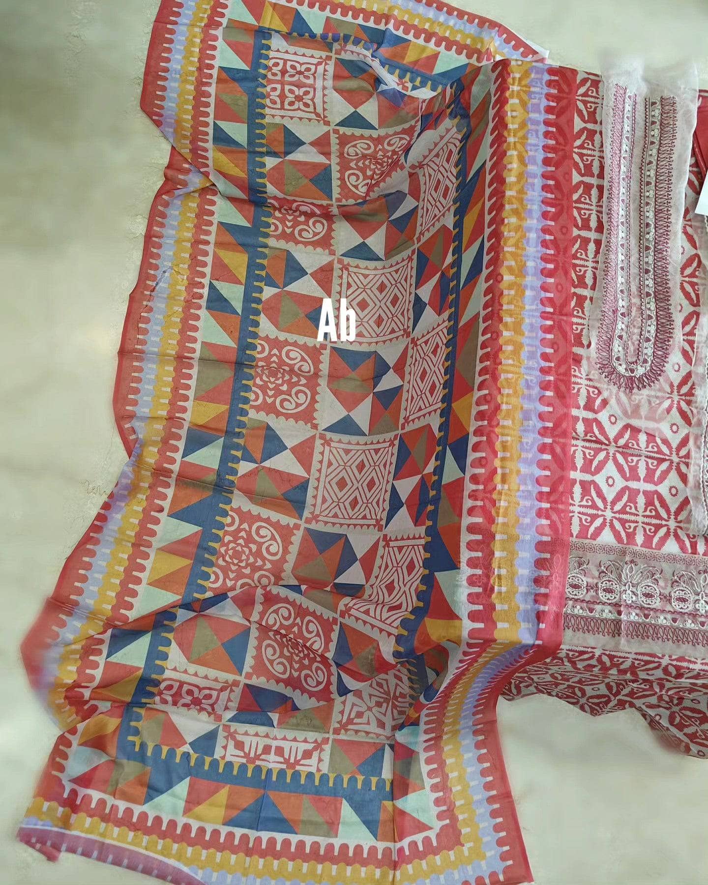 img_Ayzel_lawn_awwal_boutique