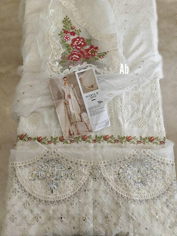 img_maria-B_lawn_24_awwal_boutique